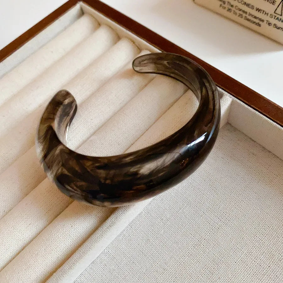 Smooth Round Acrylic Cuff Bangles Bracelet