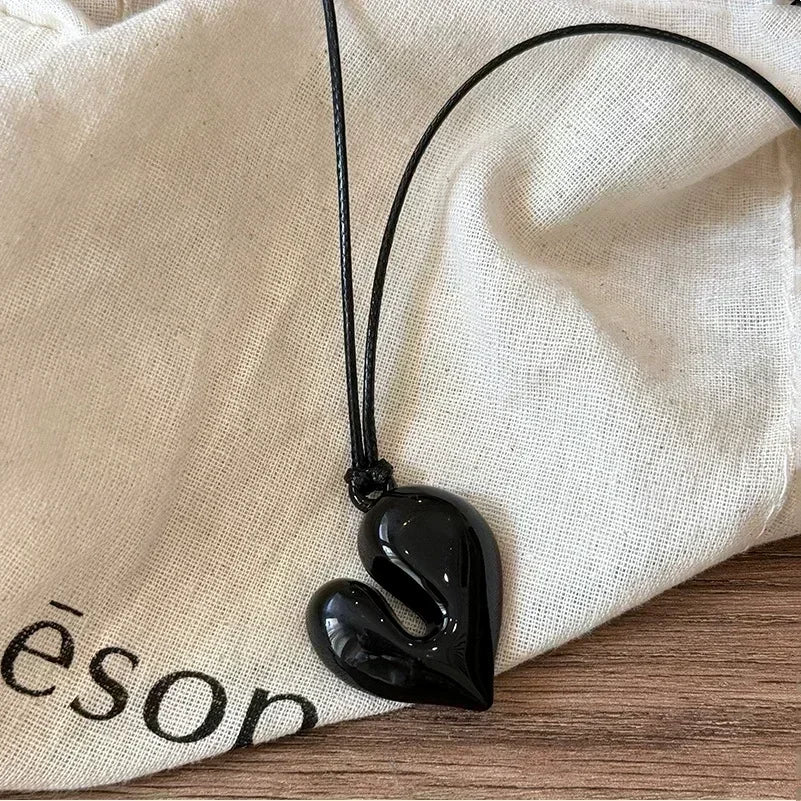 Wrinkled 3D Flower Pendant Necklace