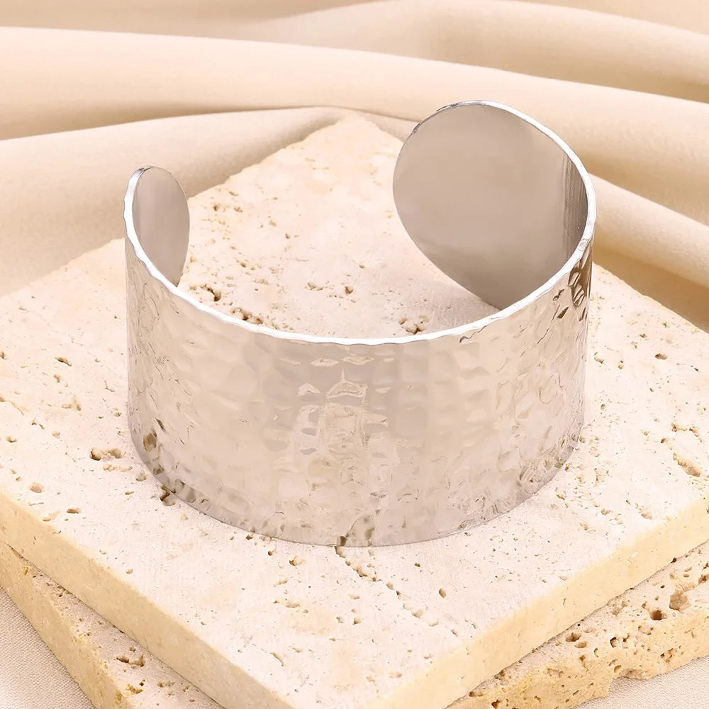 Exquisite Classic Bump Pattern Open Cuff Bracelet – Gold Stainless Steel