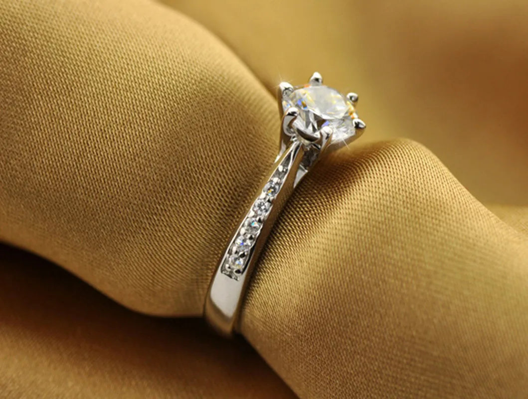 Luxury 925 Sterling Silver Ring with Elegant Diamond Design