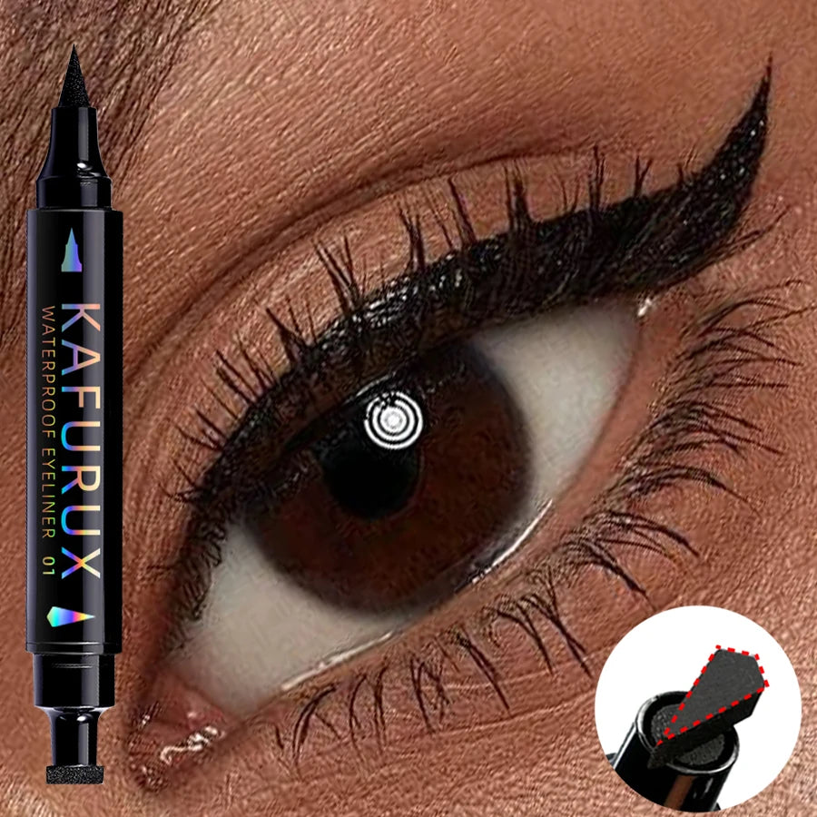 Stamp & Line 2-in-1 Eyeliner