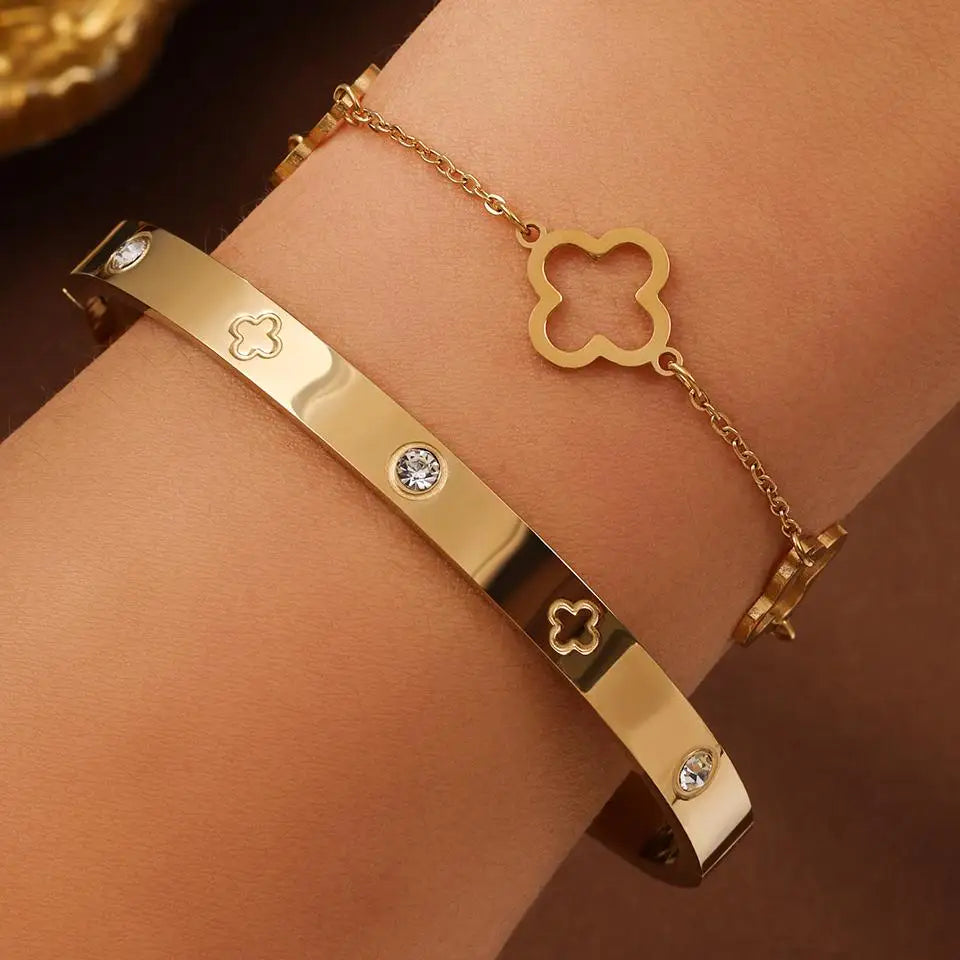 2PCS Lucky Clover & Heart Bracelet Set – Stainless Steel