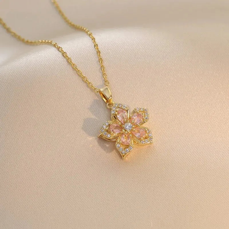 Light Luxury Spin Zircon Flower Pendant Necklace
