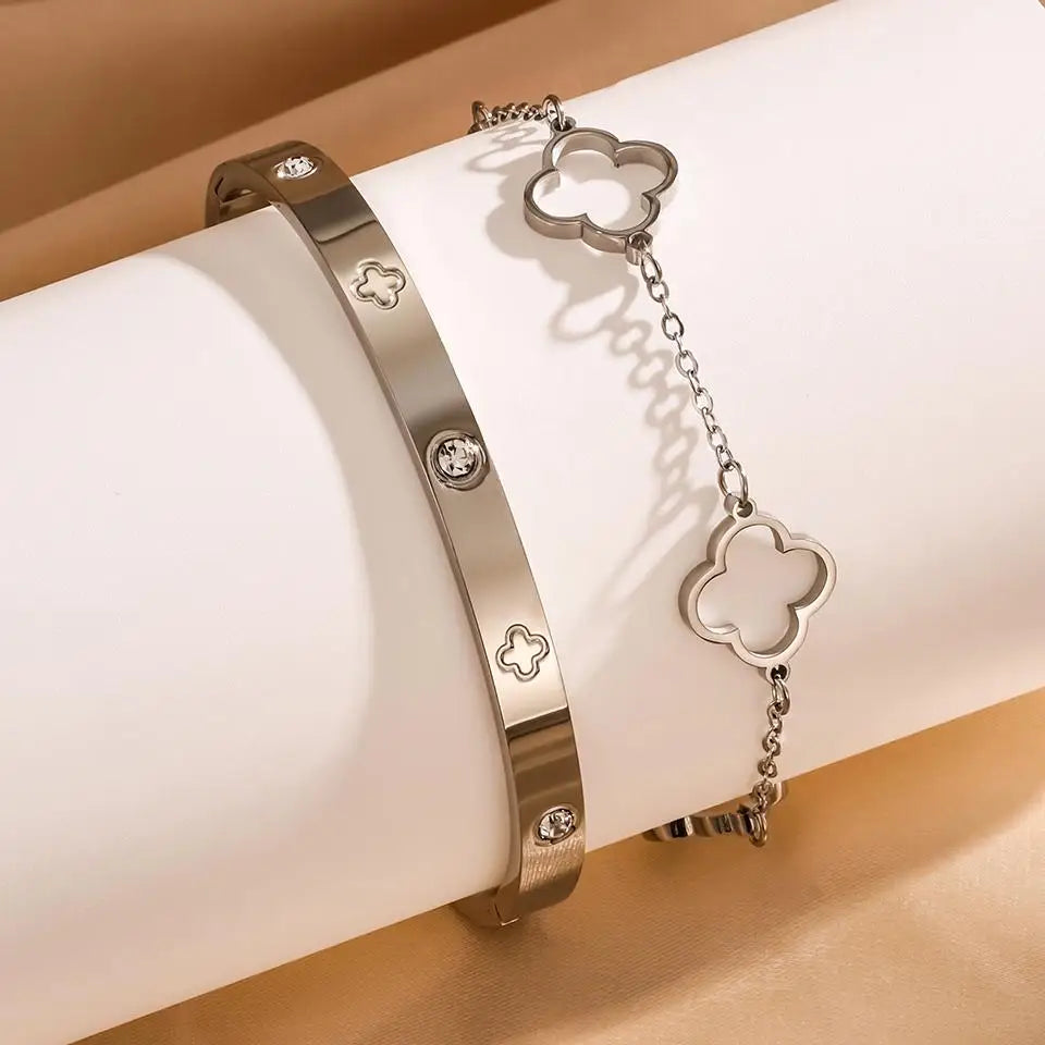 2PCS Lucky Clover & Heart Bracelet Set – Stainless Steel