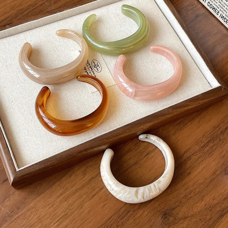 Smooth Round Acrylic Cuff Bangles Bracelet