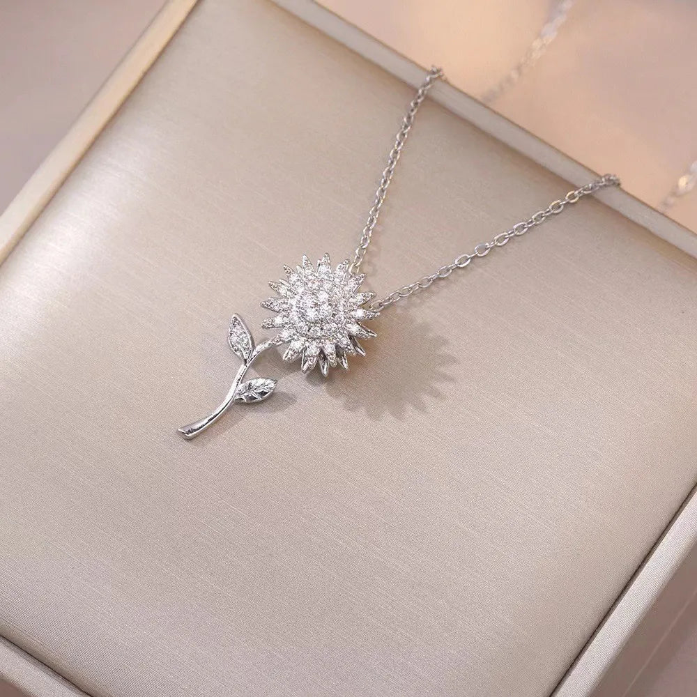 Trendy Spin Sunflower Necklace – Stainless Steel Zircon