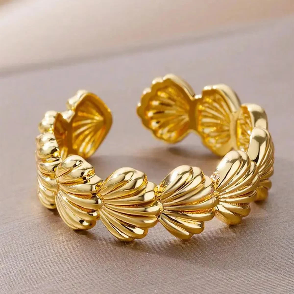 Shell Open Ring – Gold/Silver
