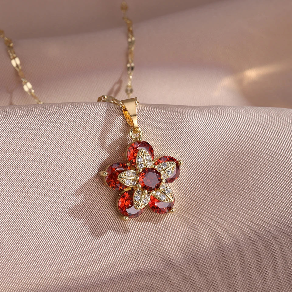 Light Luxury Spin Zircon Flower Pendant Necklace