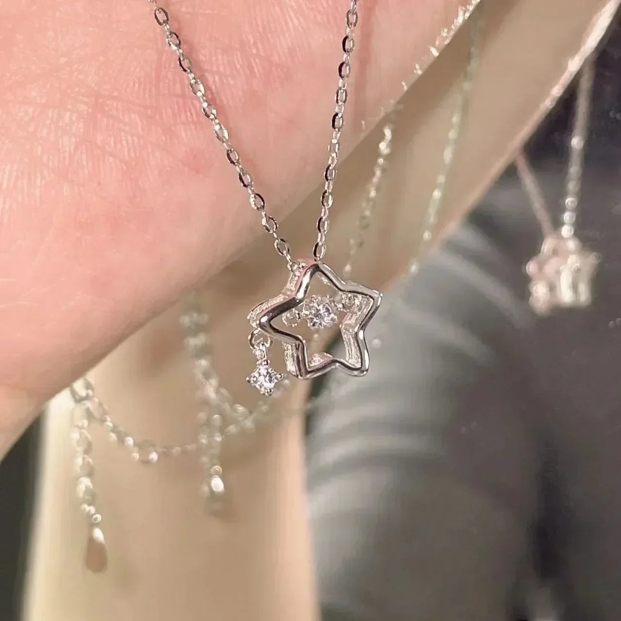 Wrinkled 3D Flower Pendant Necklace