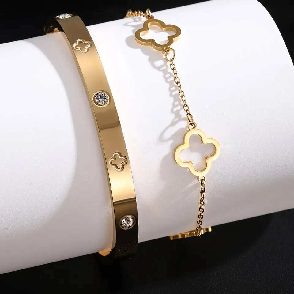 2PCS Lucky Clover & Heart Bracelet Set – Stainless Steel