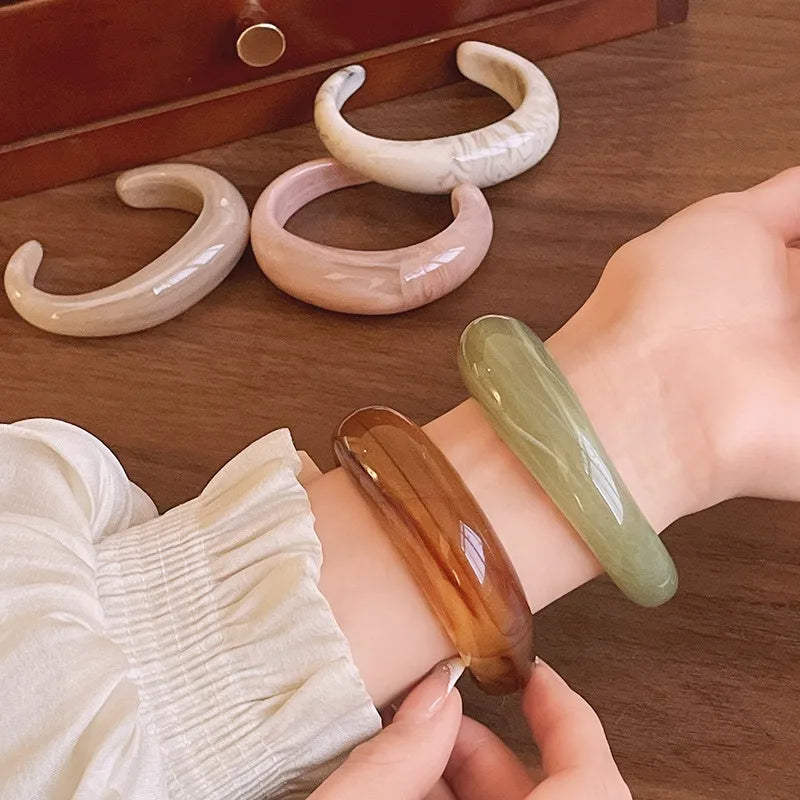 Smooth Round Acrylic Cuff Bangles Bracelet