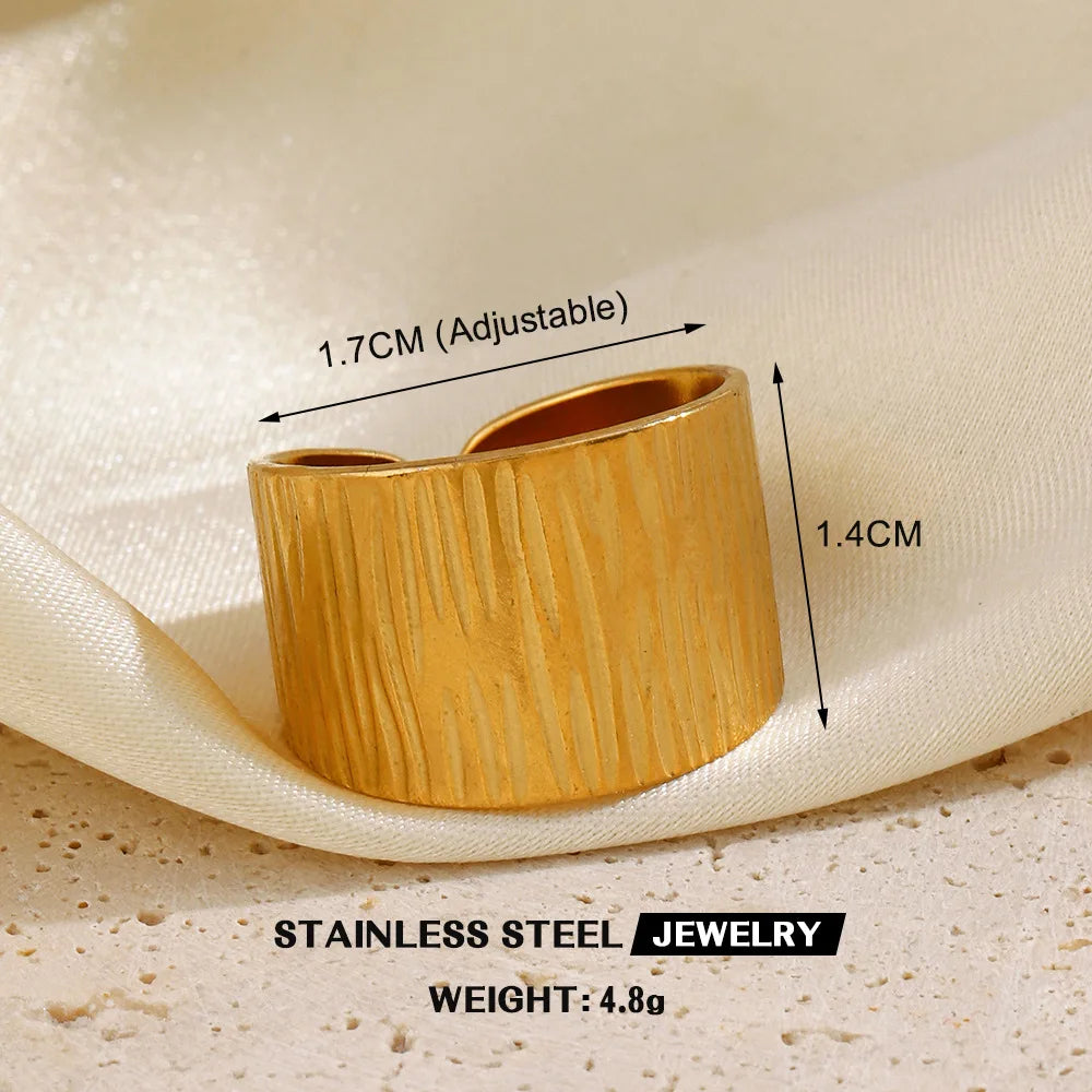 Gold Stainless Steel Heart Ring – Hollow Waterproof