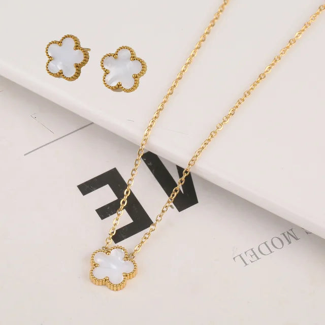 Stainless Steel Clover Flower Bracelet